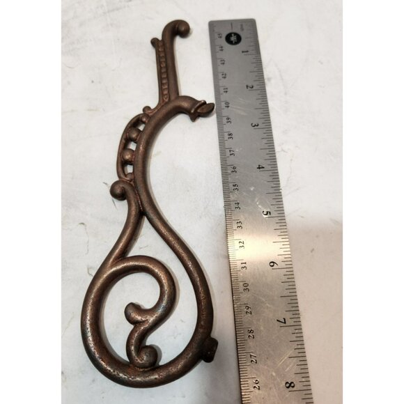 Vintage Cast Iron Coat Hooks And Lamp Finials 4 Pieces Unique Hooks 8" - Picture 7 of 16